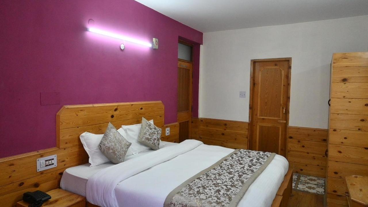 Hotel Nirmal Chhaya Manāli Kültér fotó