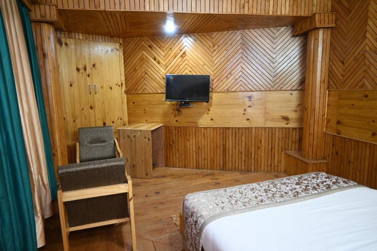 Hotel Nirmal Chhaya Manāli Kültér fotó