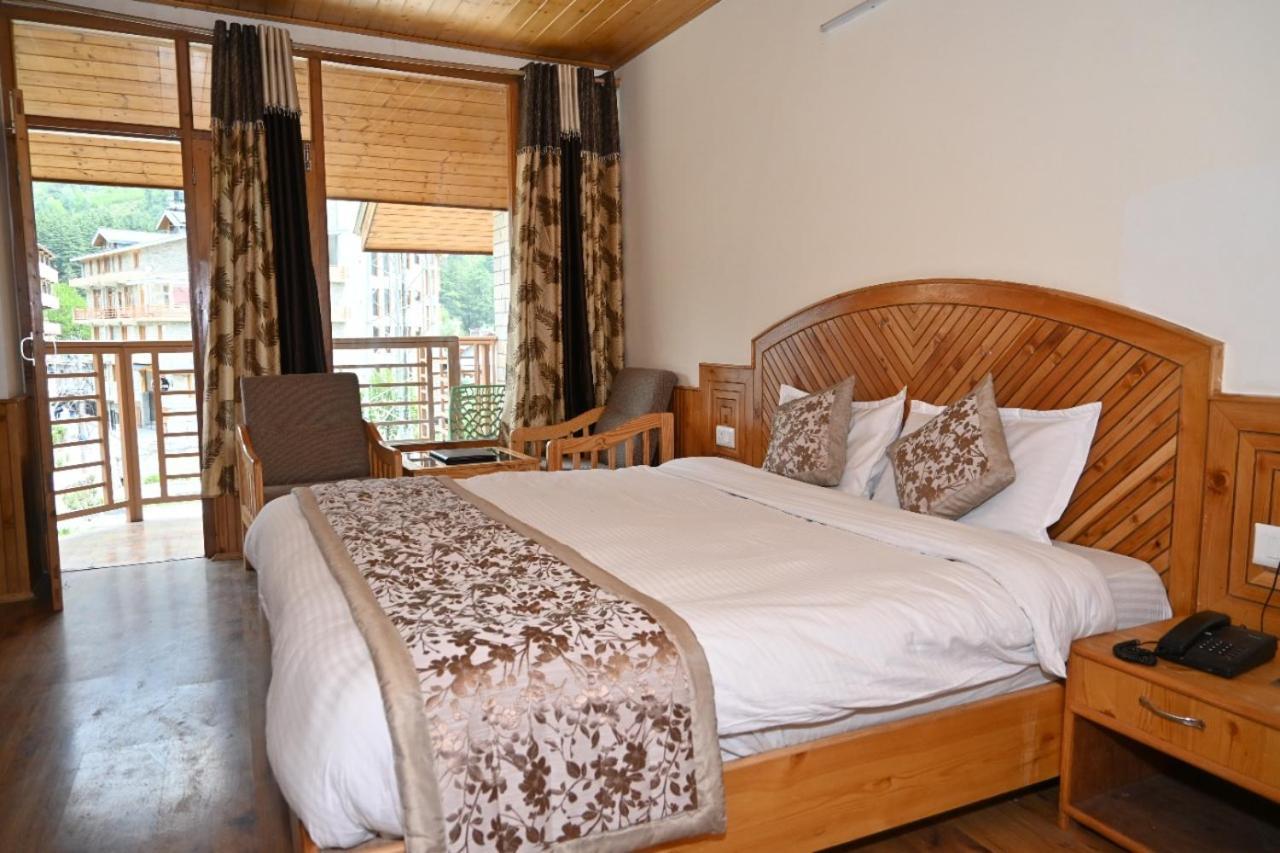 Hotel Nirmal Chhaya Manāli Kültér fotó